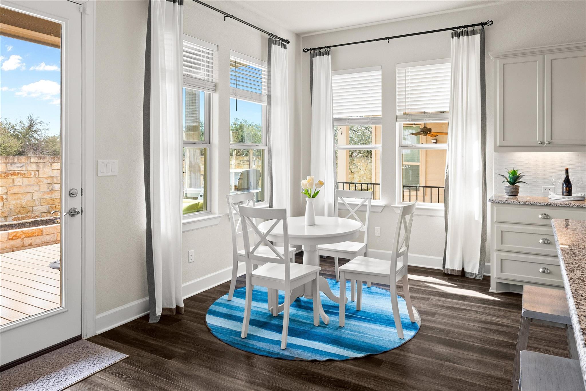 132 Village Oak Dr, Austin, TX 78737