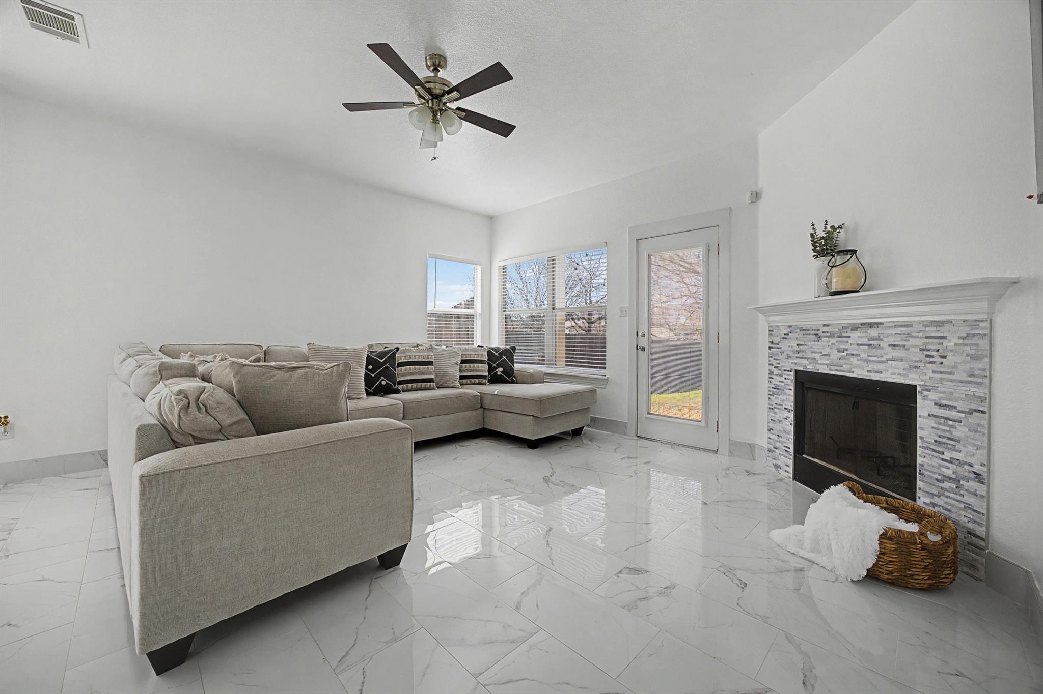 11808 Bastrop St, Manor, TX 78653