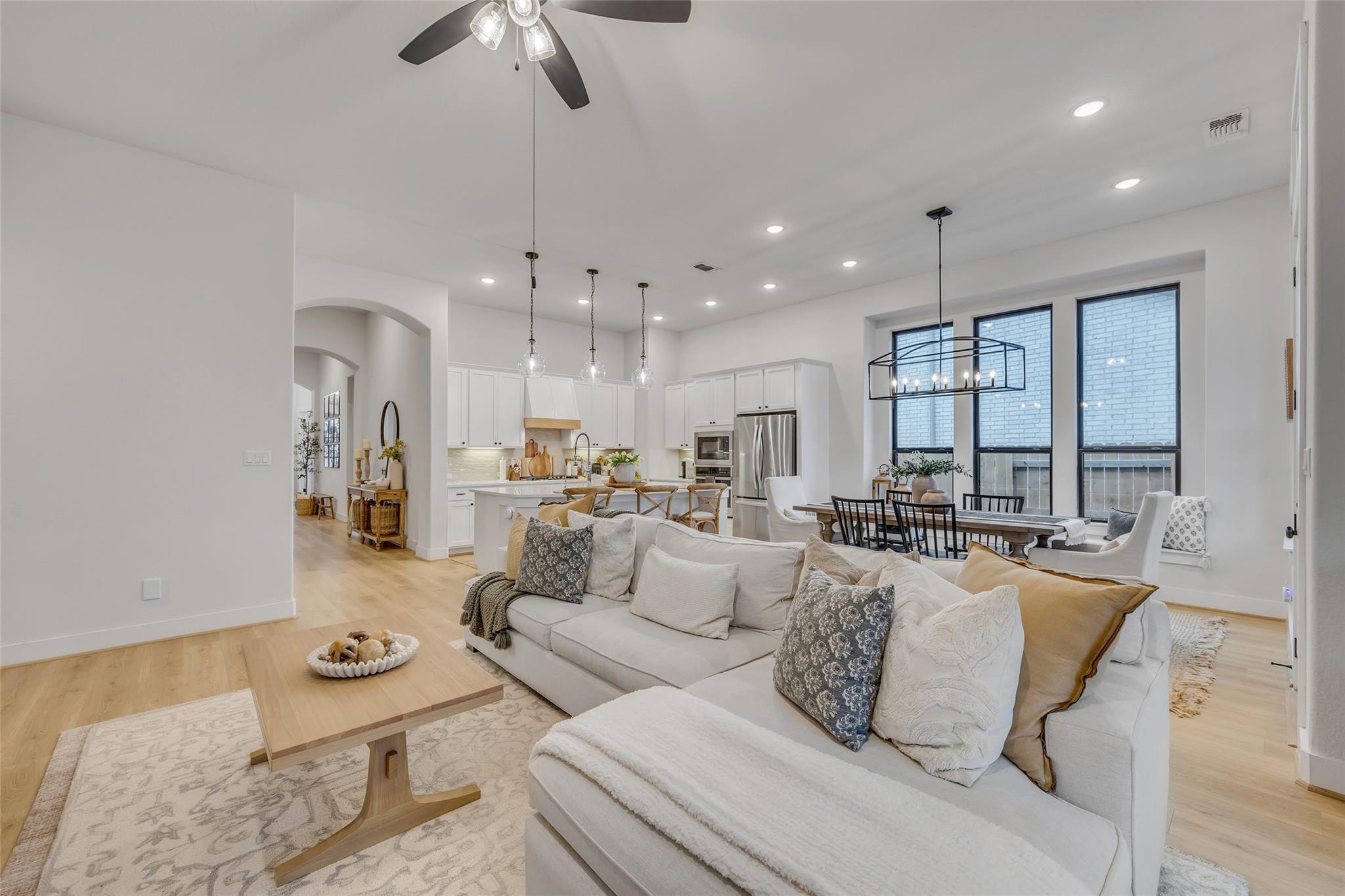 1901 Sir Nathaniel Ln, Leander, TX 78641