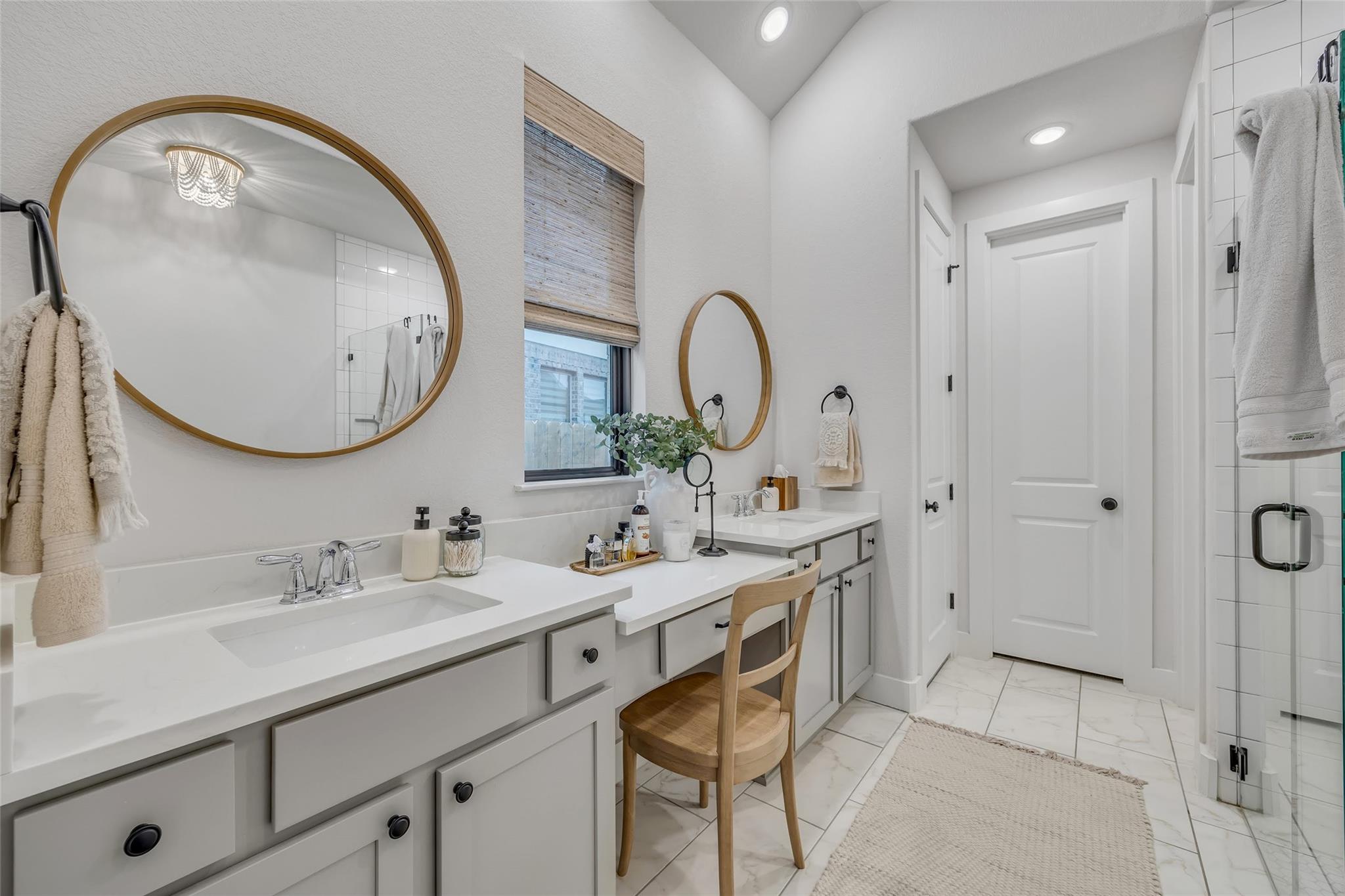 1901 Sir Nathaniel Ln, Leander, TX 78641