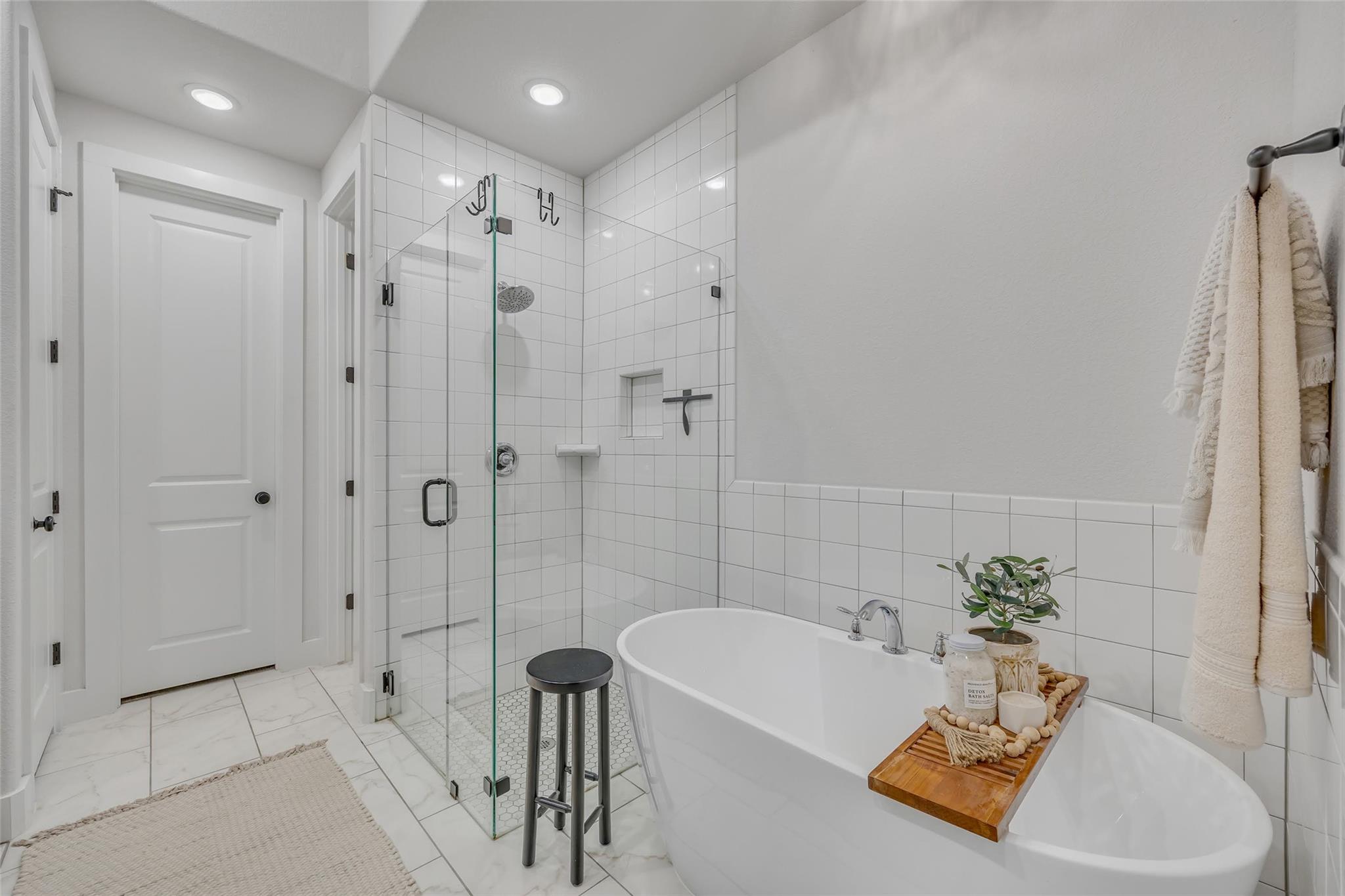 1901 Sir Nathaniel Ln, Leander, TX 78641