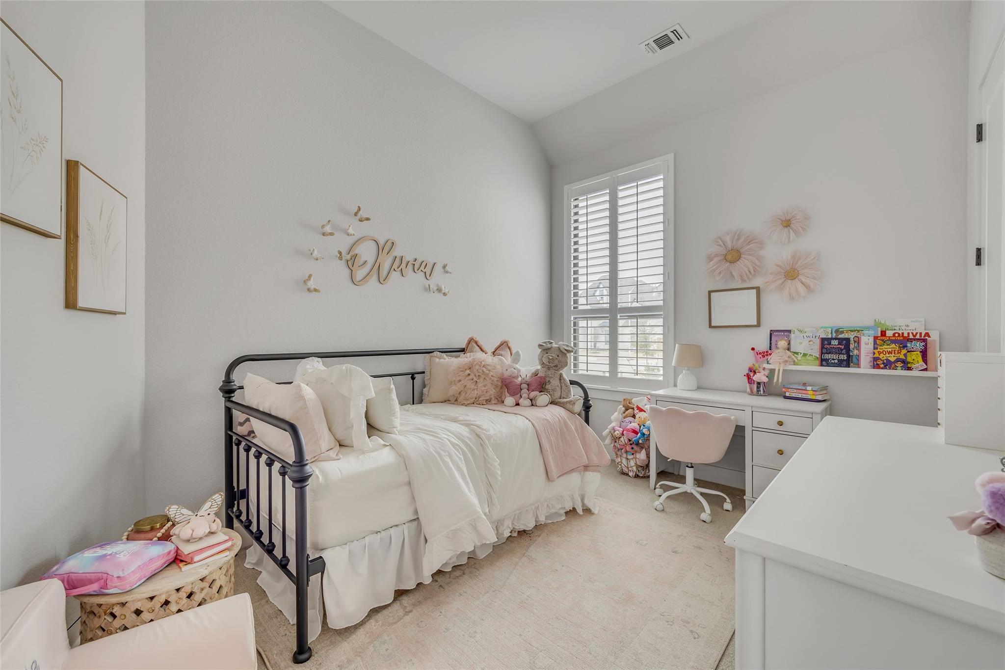 1901 Sir Nathaniel Ln, Leander, TX 78641