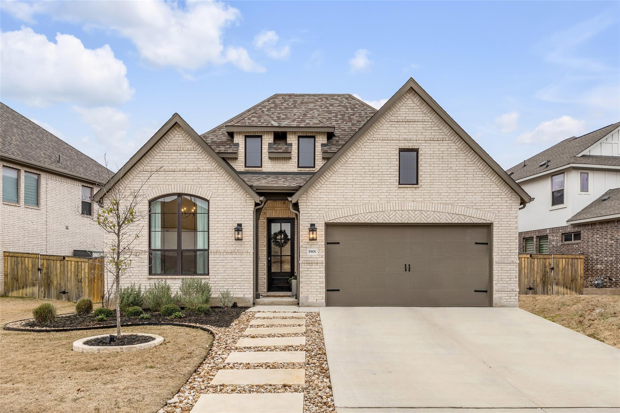 1901 Sir Nathaniel Ln, Leander, TX 78641