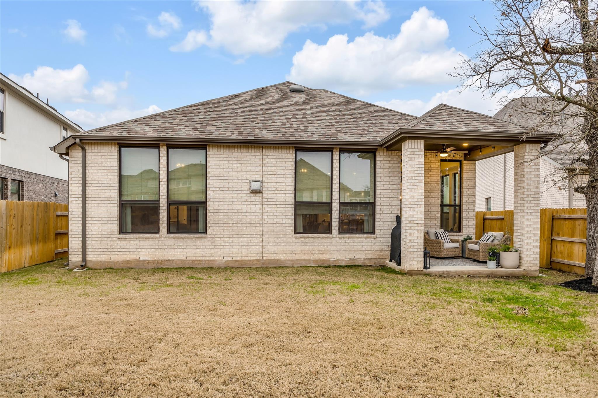 1901 Sir Nathaniel Ln, Leander, TX 78641