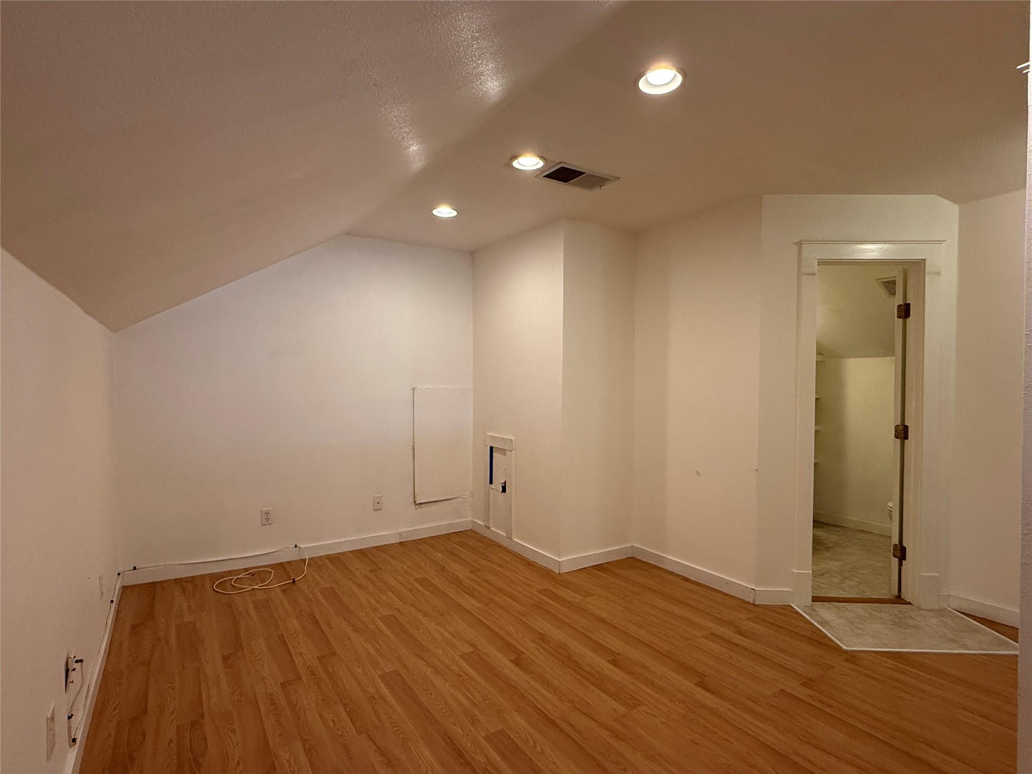 507 E 18th St, Georgetown, TX 78626