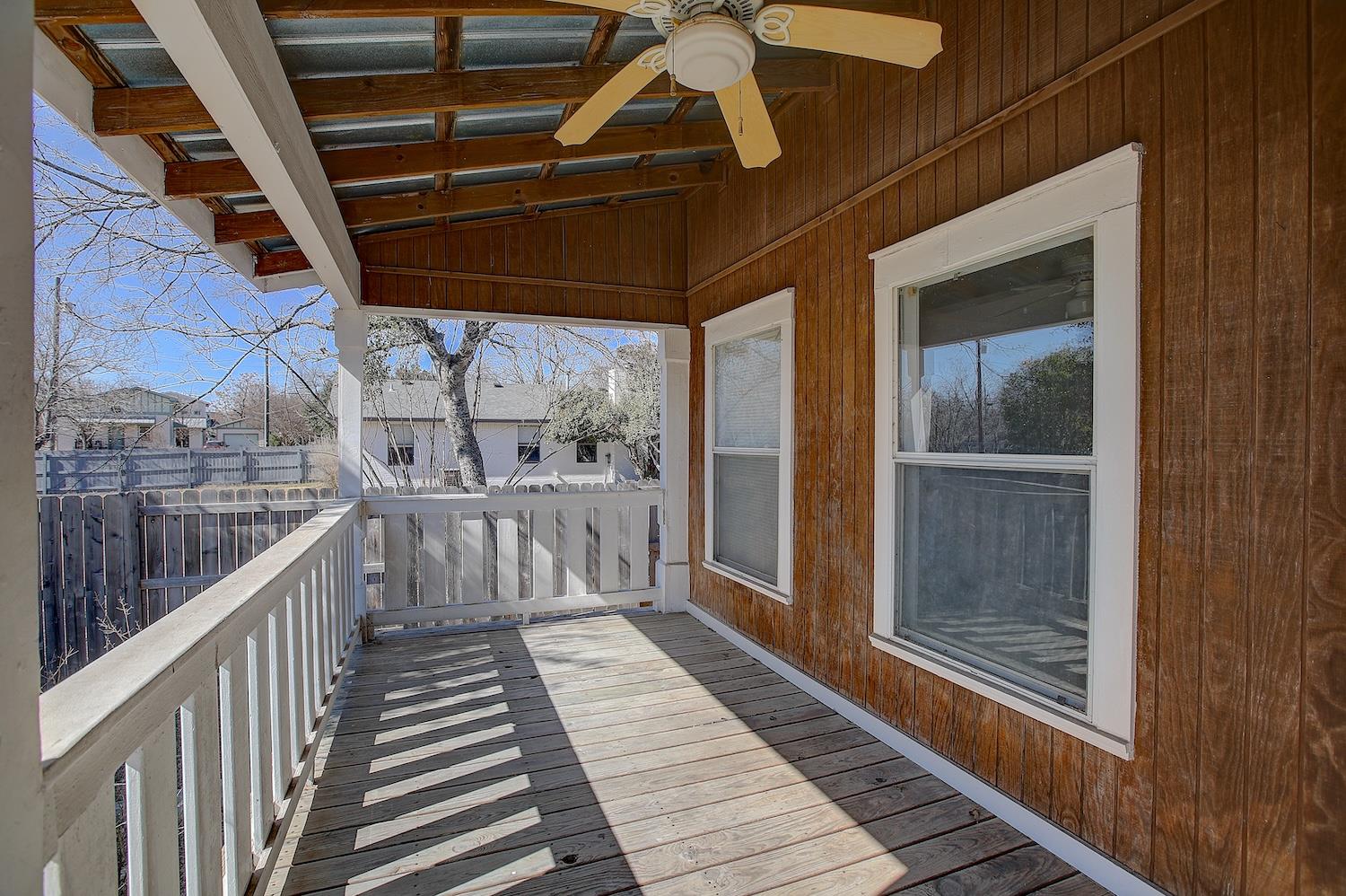 507 E 18th St, Georgetown, TX 78626