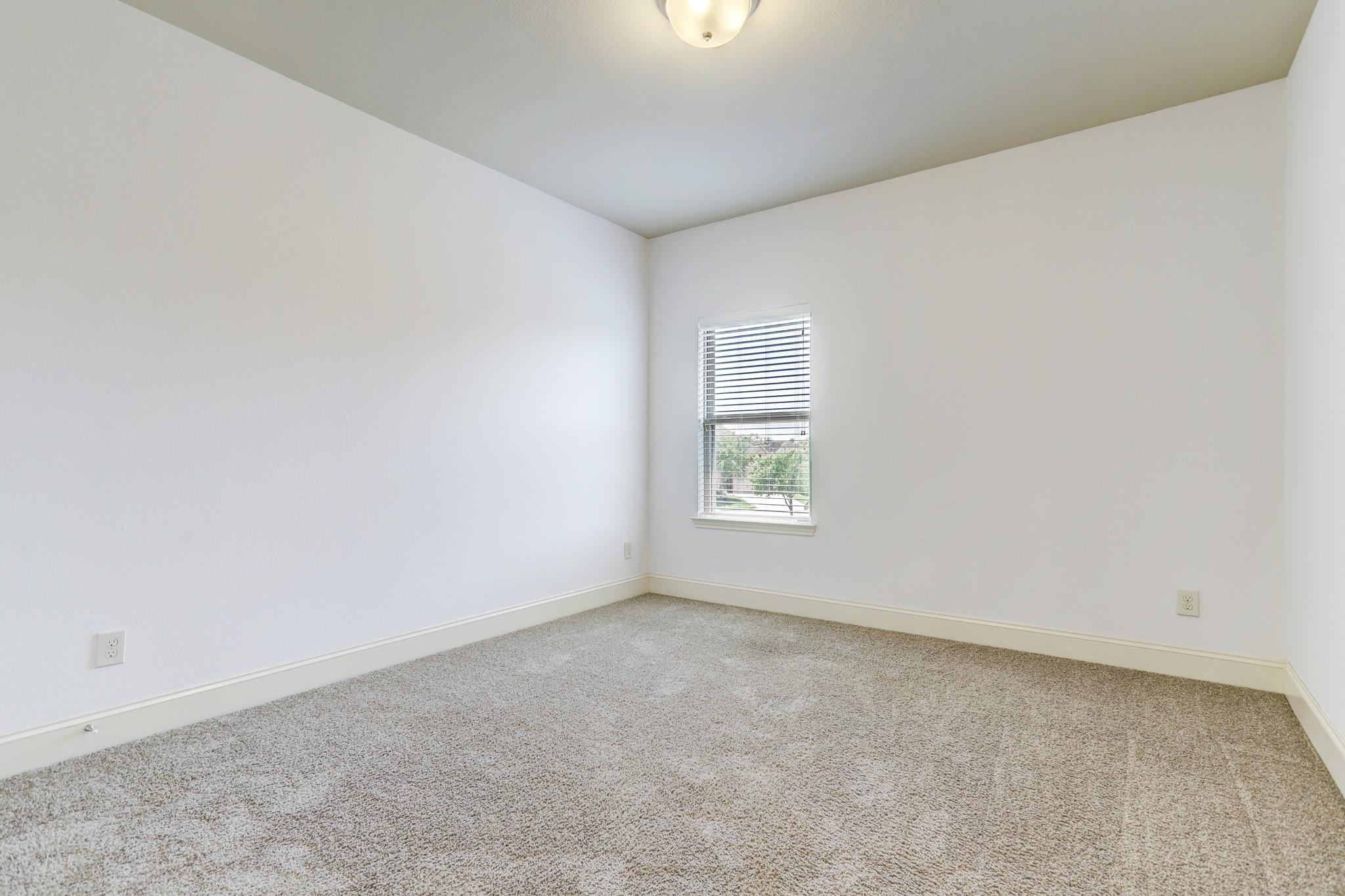 2604 Longlake Dr, Pearland, TX 77584