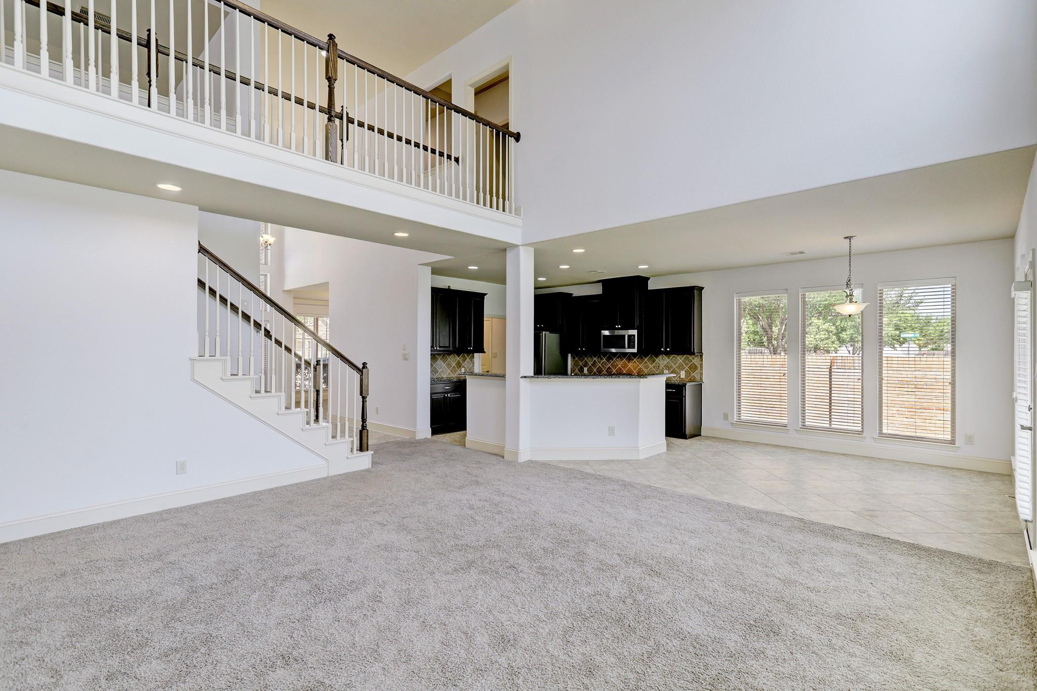 2604 Longlake Dr, Pearland, TX 77584