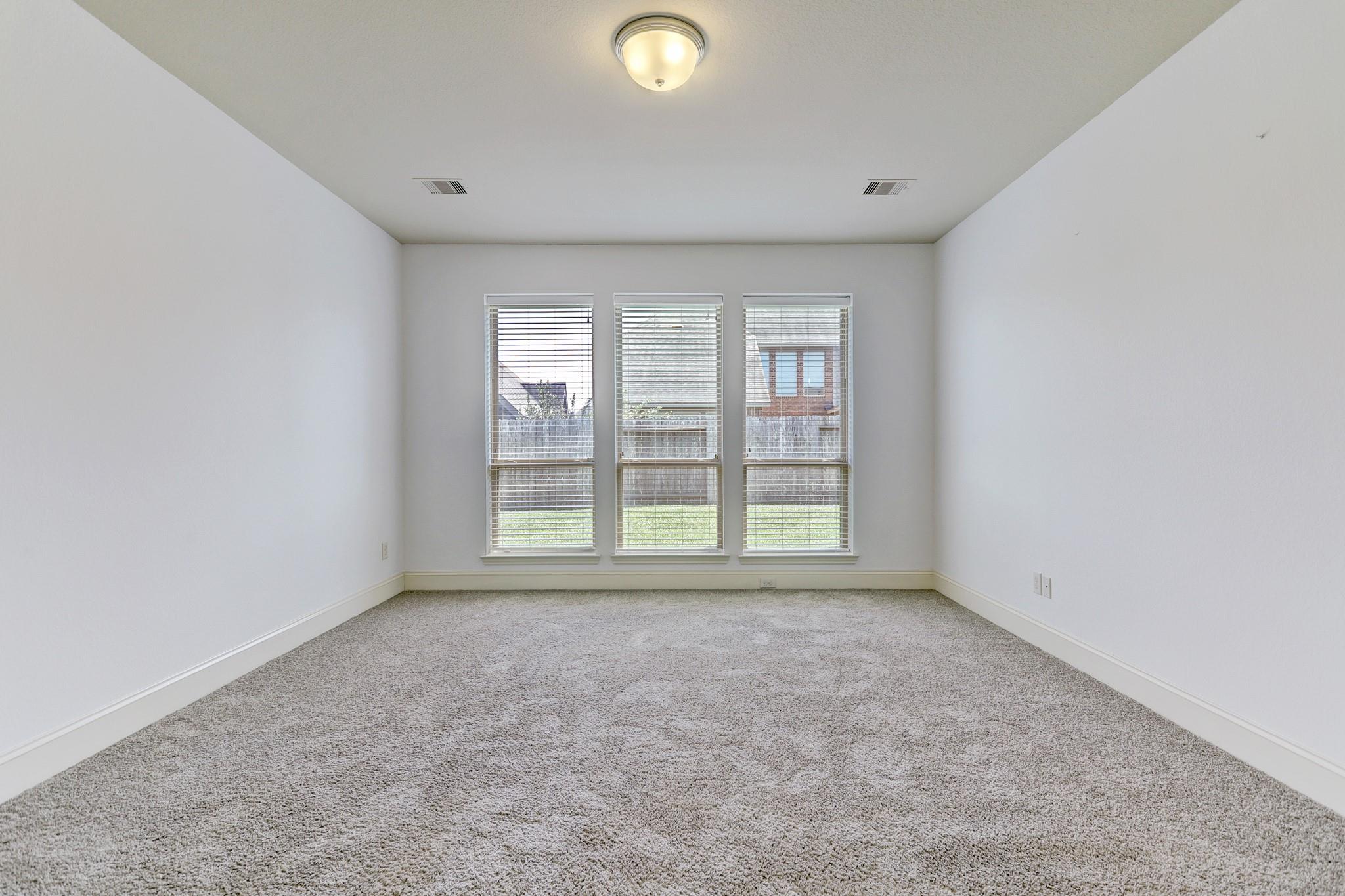 2604 Longlake Dr, Pearland, TX 77584