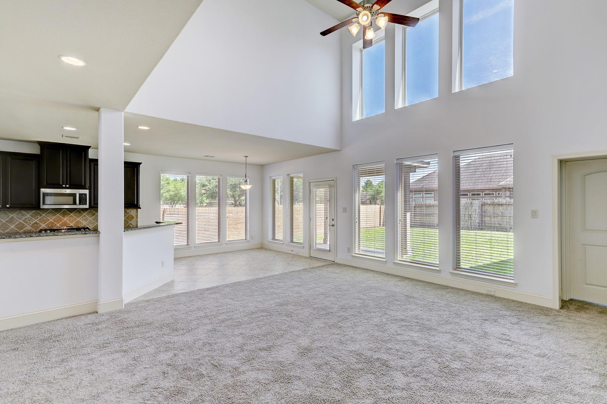 2604 Longlake Dr, Pearland, TX 77584