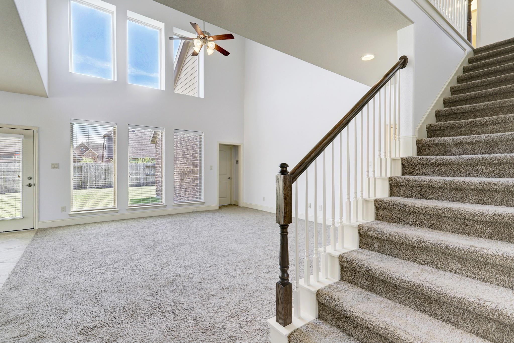 2604 Longlake Dr, Pearland, TX 77584