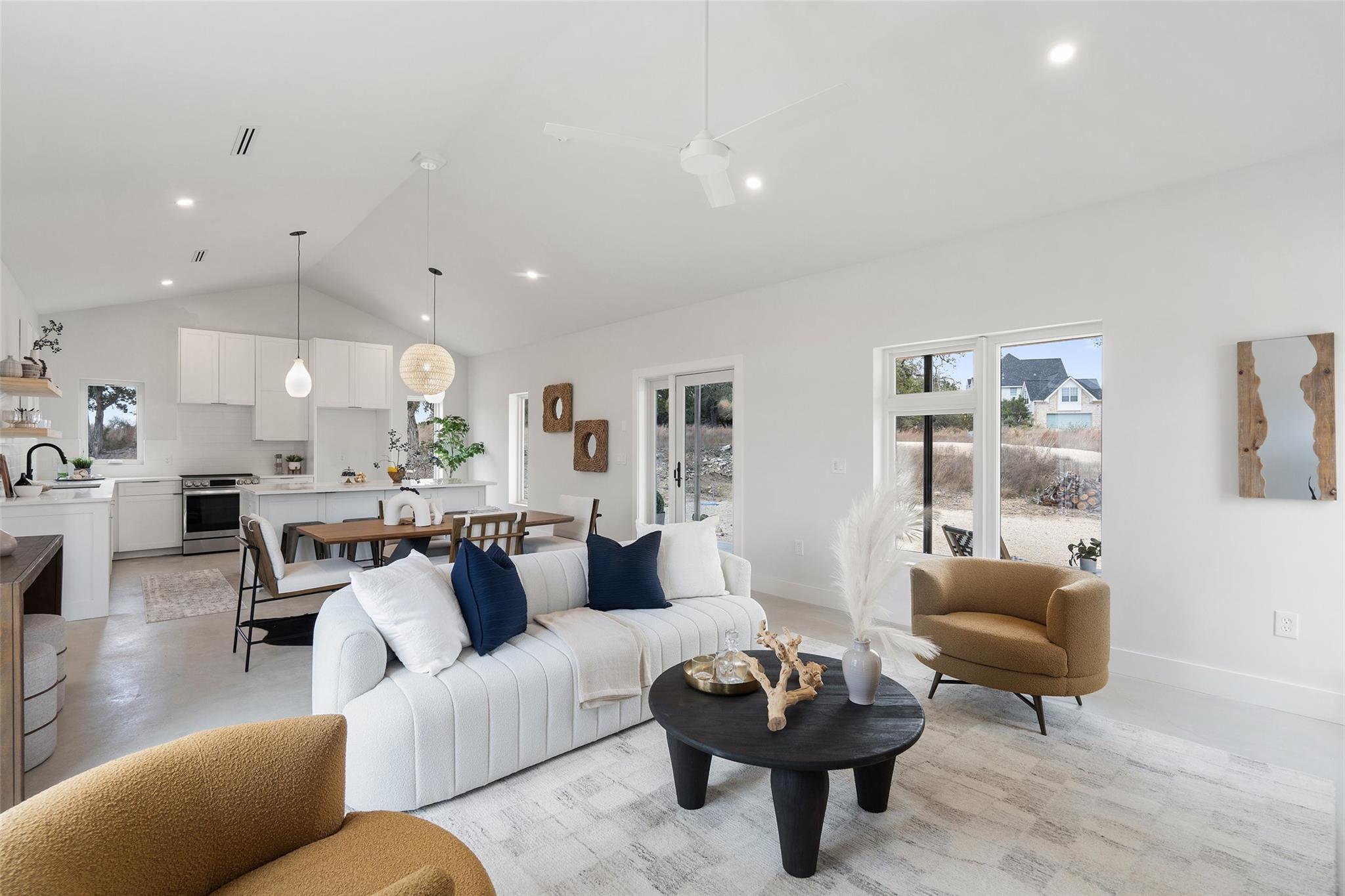 2 Shilo Cir, Wimberley, TX 78676