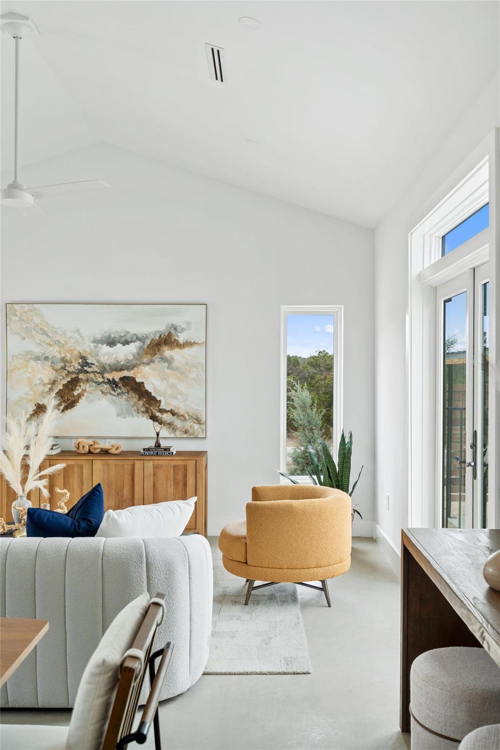 2 Shilo Cir, Wimberley, TX 78676