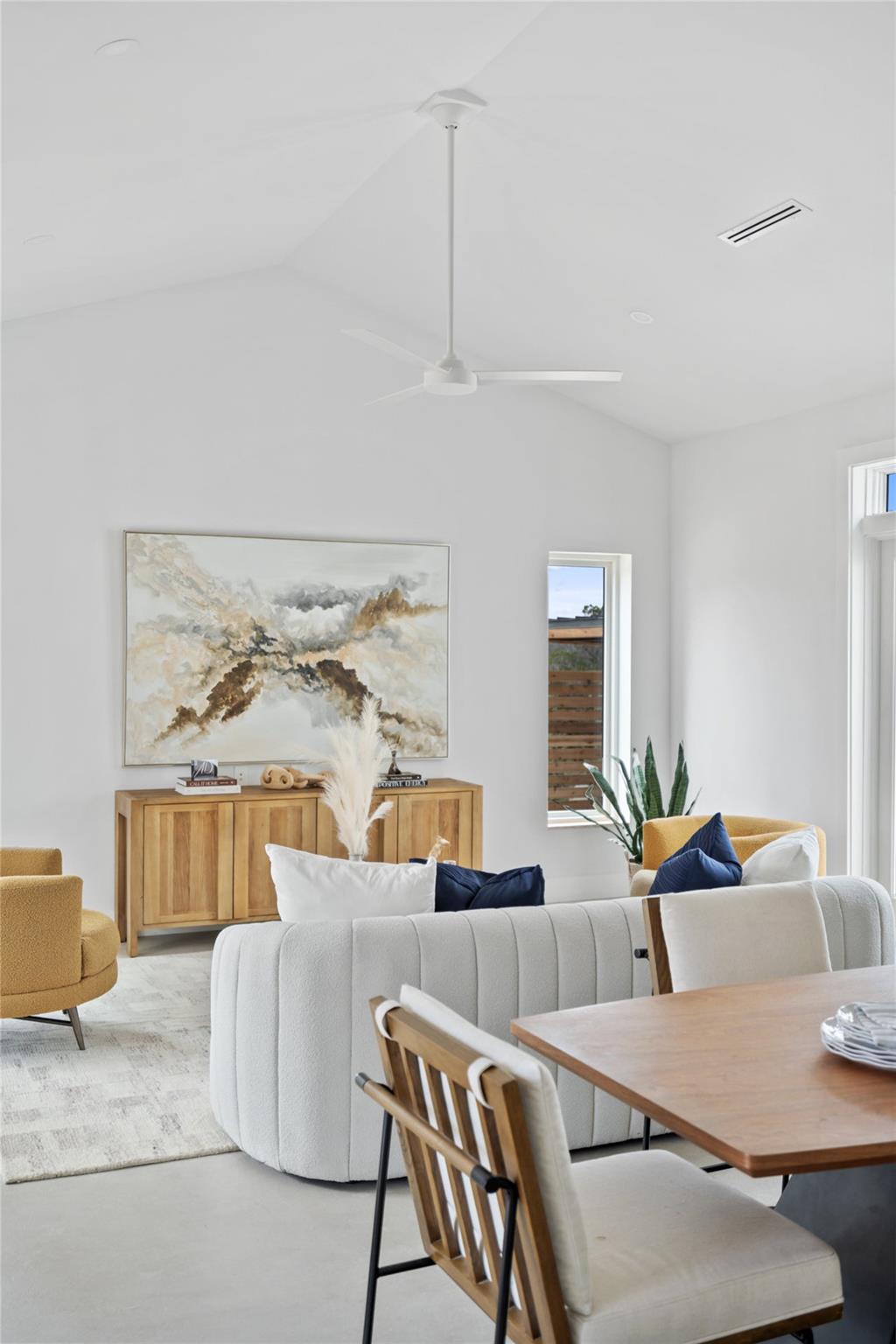 2 Shilo Cir, Wimberley, TX 78676