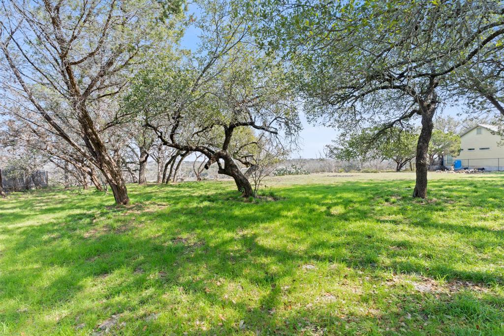 509, 513 Nomad Dr, Spicewood, TX 78669