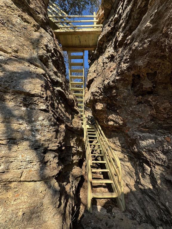 509, 513 Nomad Dr, Spicewood, TX 78669