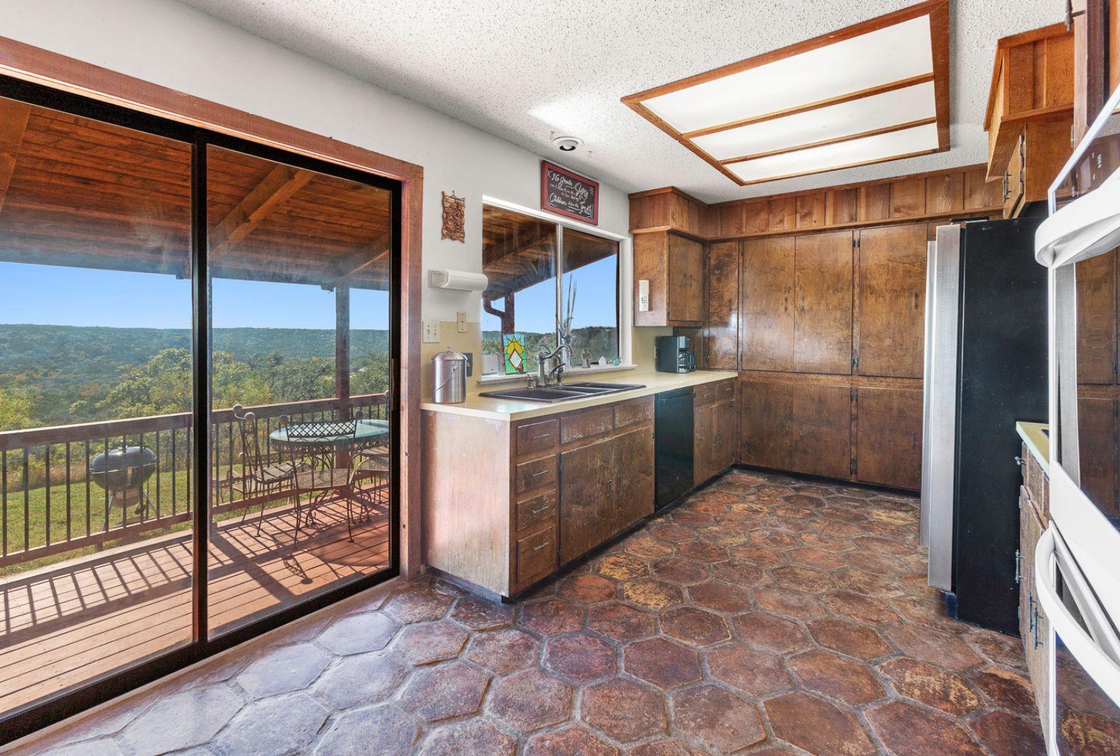 12516 Wire Rd, Leander, TX 78641