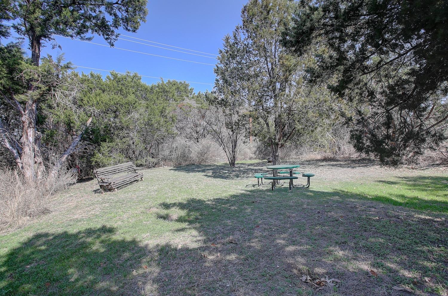 1102 E 3rd St, Georgetown, TX 78626