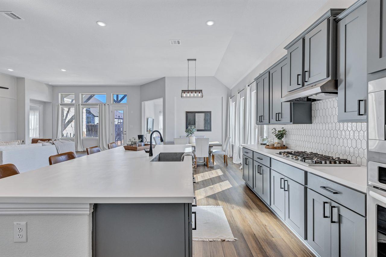 2304 Pack Iron Pass, Leander, TX 78641