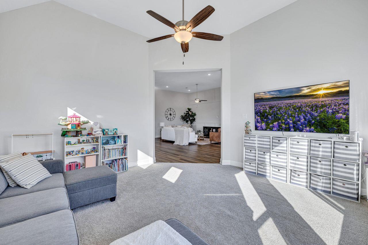 2304 Pack Iron Pass, Leander, TX 78641