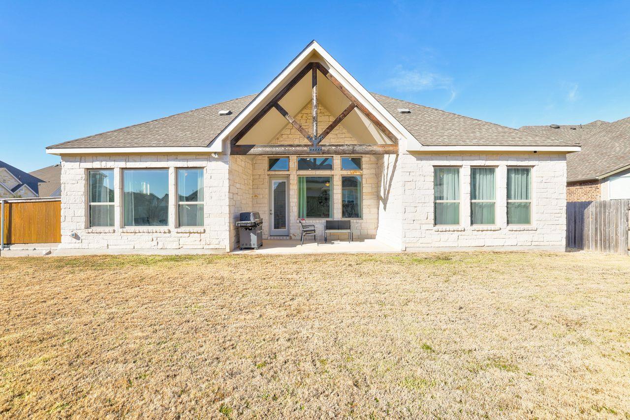 2304 Pack Iron Pass, Leander, TX 78641