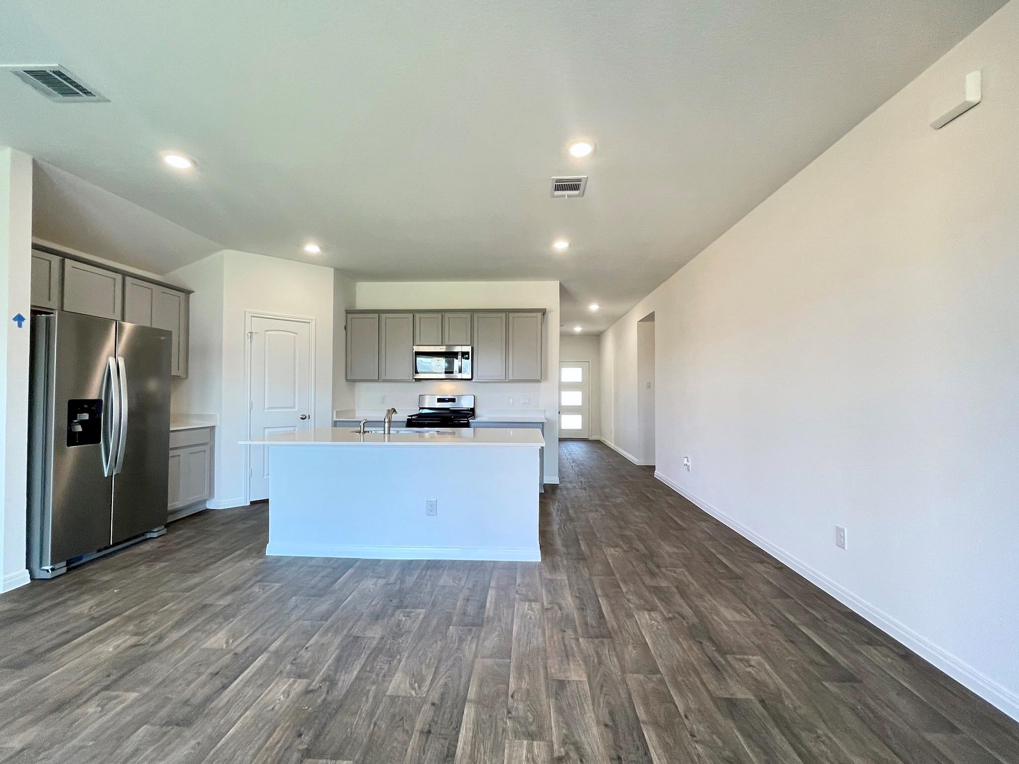 152 Gablynn Cv, Kyle, TX 78640