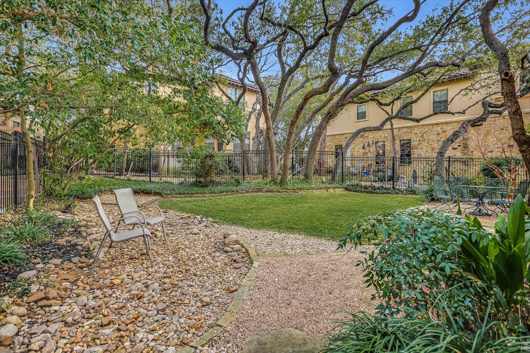 1036 Liberty Park Dr # 15, Austin, TX 78746