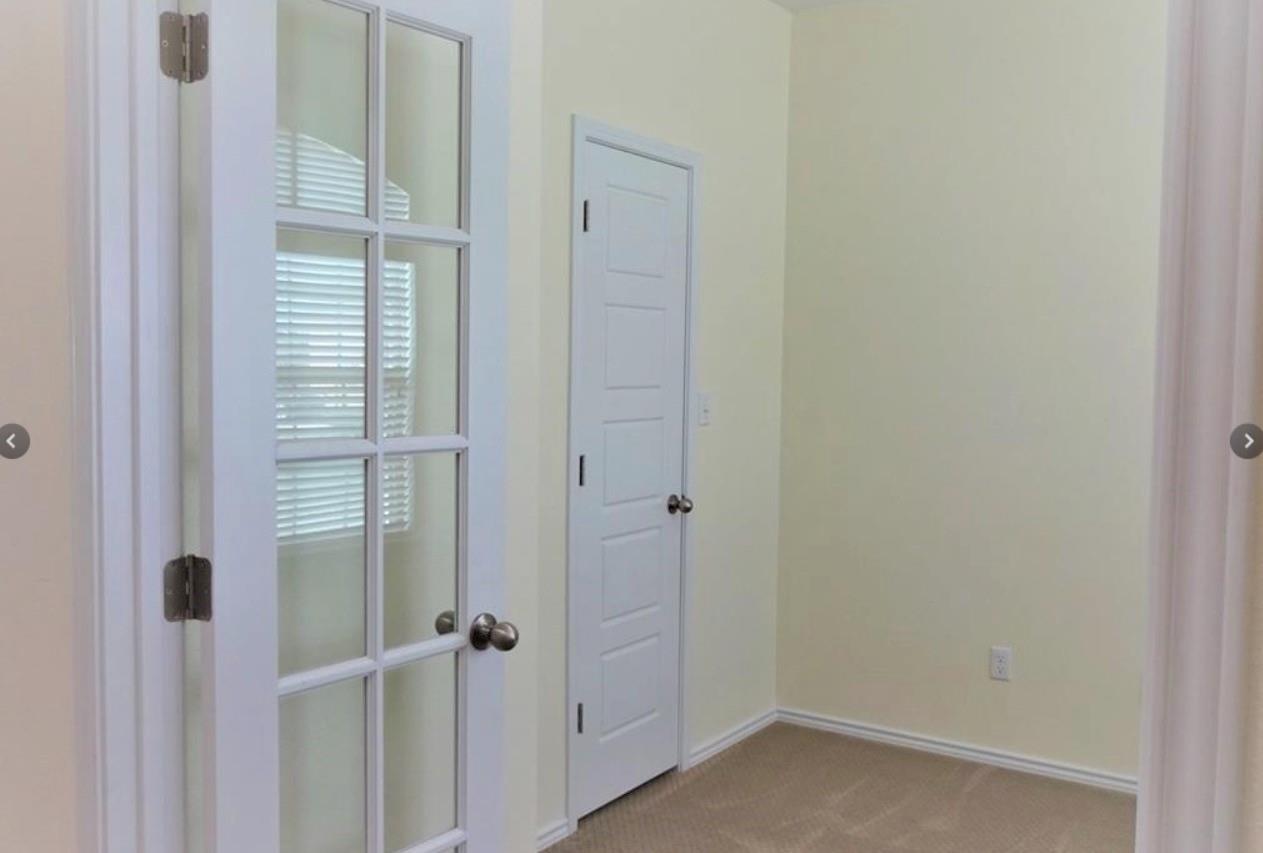 704 Carillion Dr, Pflugerville, TX 78660