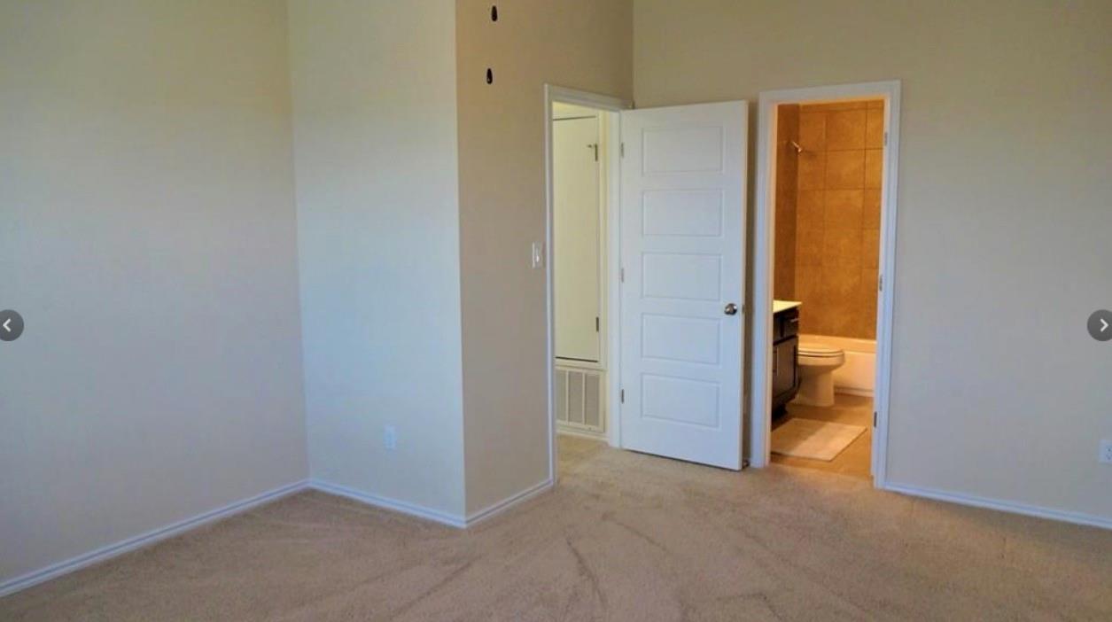 704 Carillion Dr, Pflugerville, TX 78660