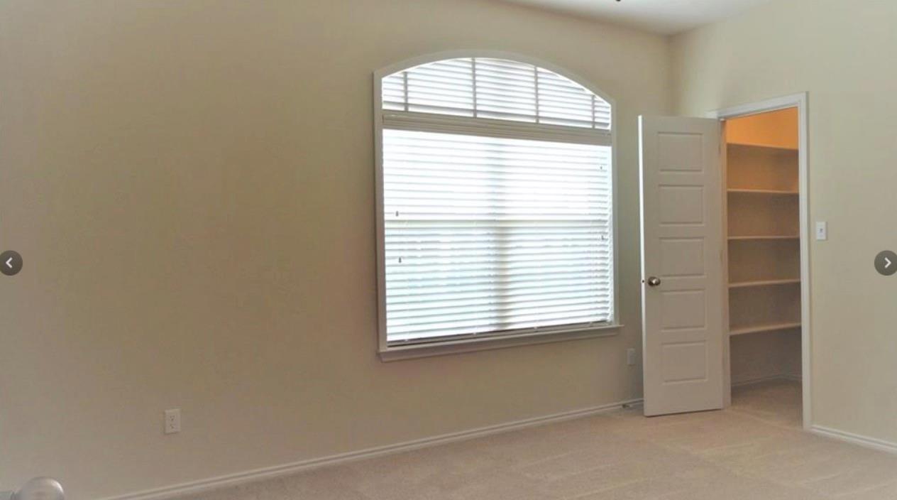 704 Carillion Dr, Pflugerville, TX 78660