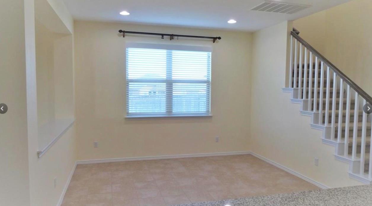 704 Carillion Dr, Pflugerville, TX 78660