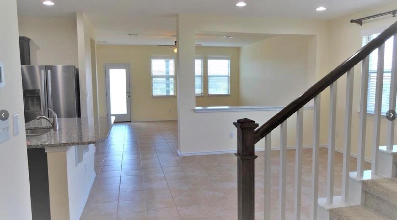 704 Carillion Dr, Pflugerville, TX 78660