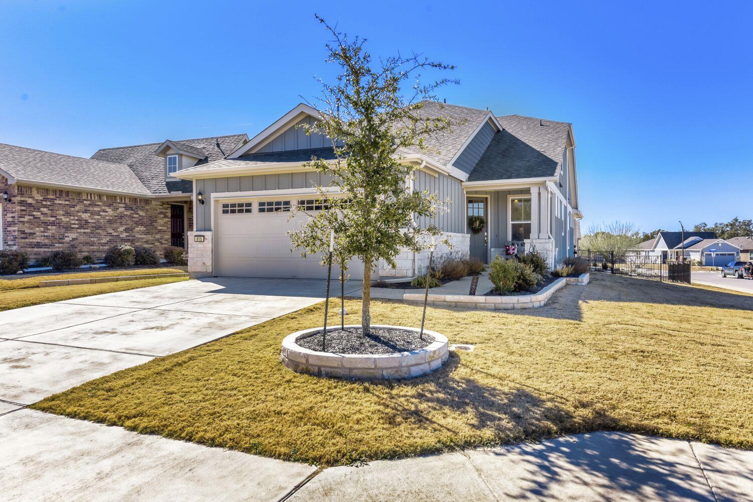 815 Saratoga Ln, Georgetown, TX 78633