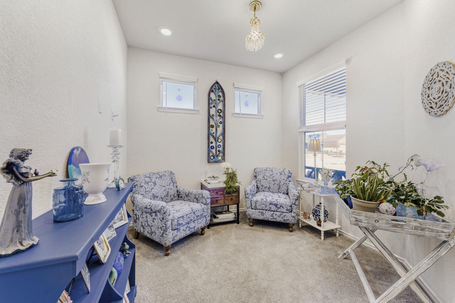 815 Saratoga Ln, Georgetown, TX 78633