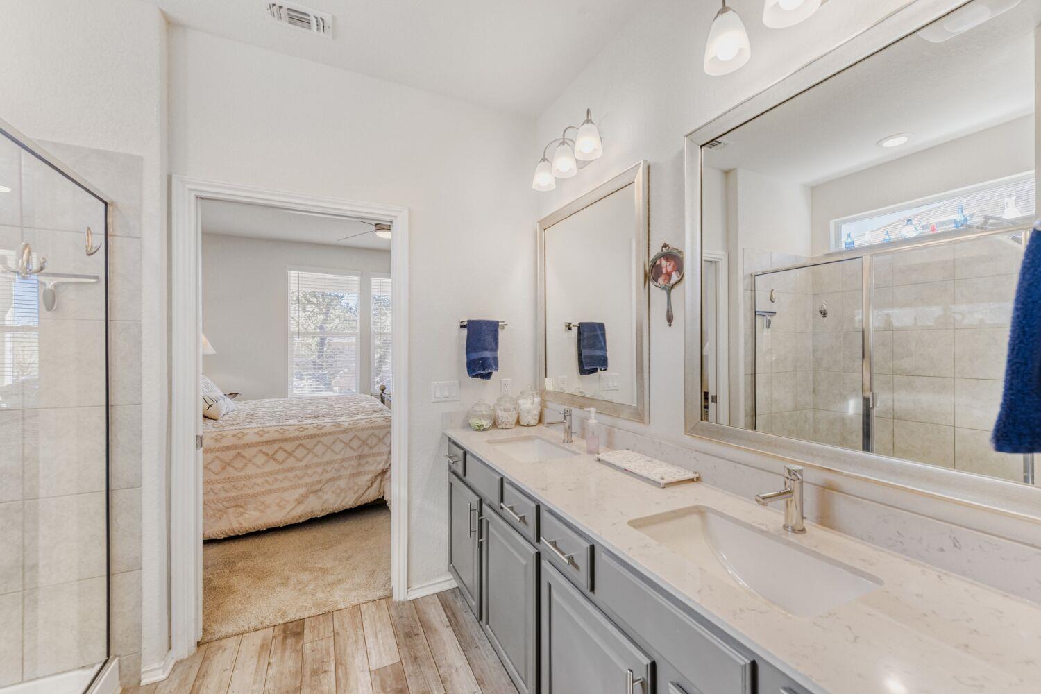 815 Saratoga Ln, Georgetown, TX 78633