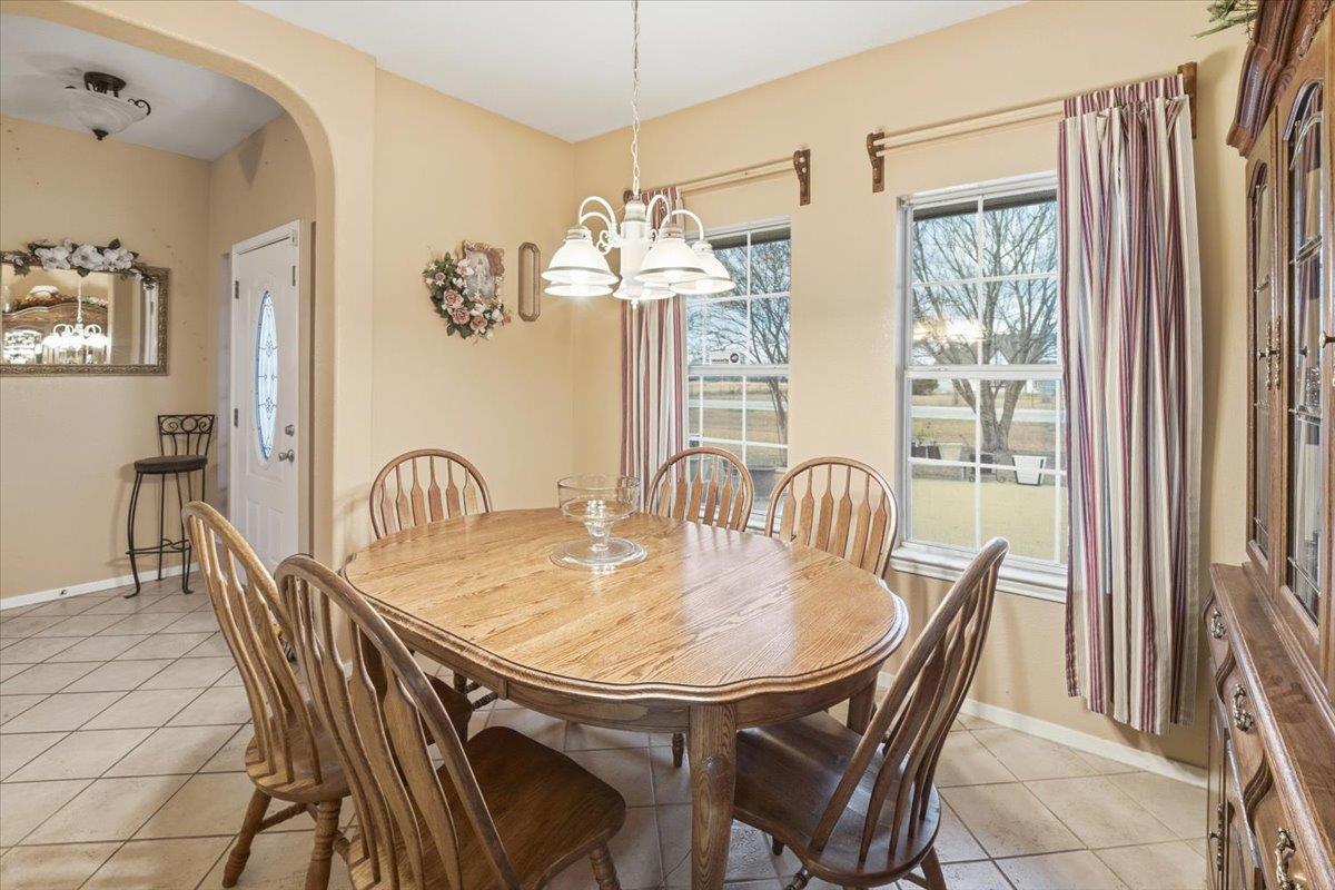 106 Luna Vista Cv, Del Valle, TX 78617