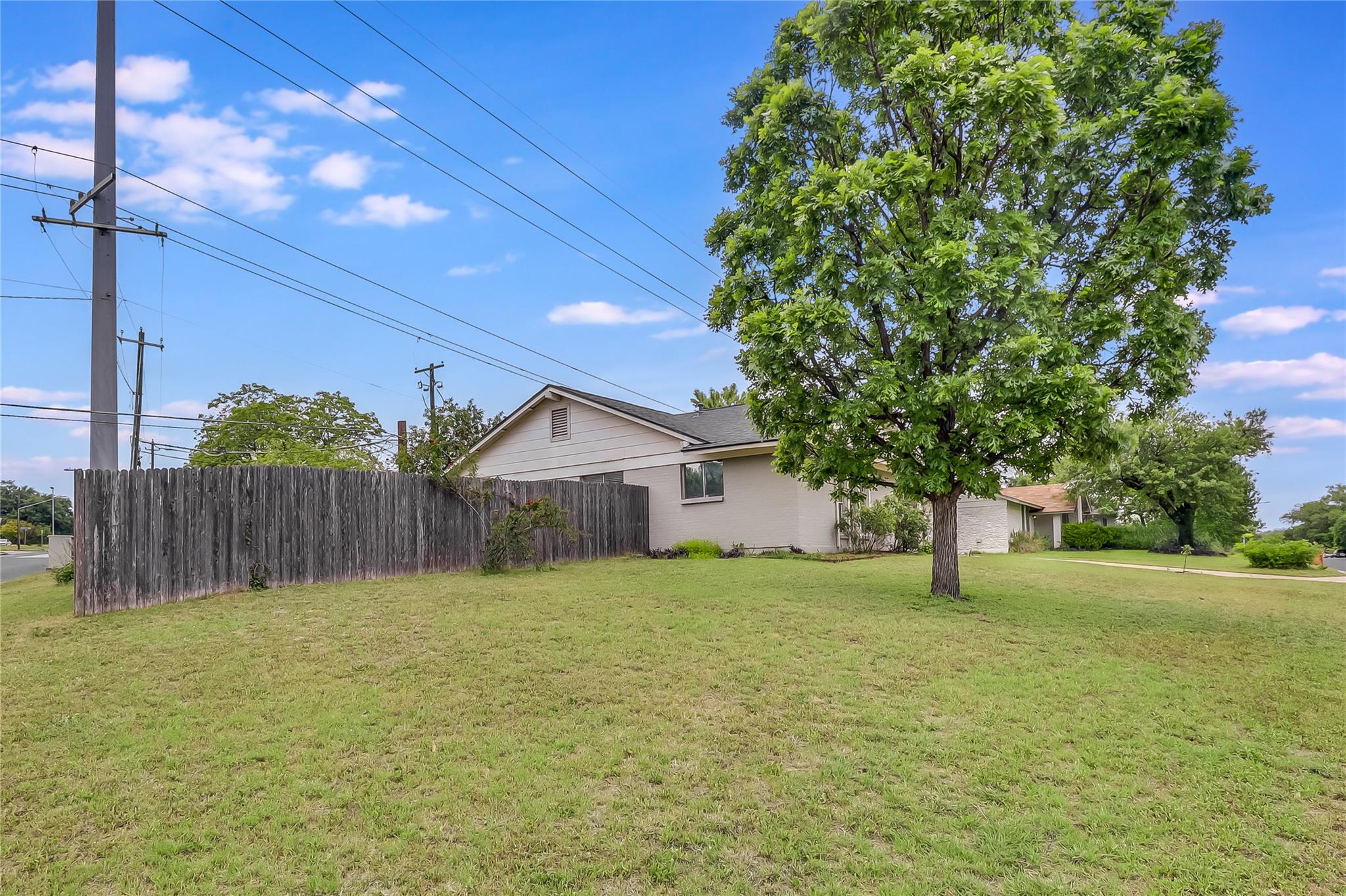 7300 Glenhill Rd, Austin, TX 78752