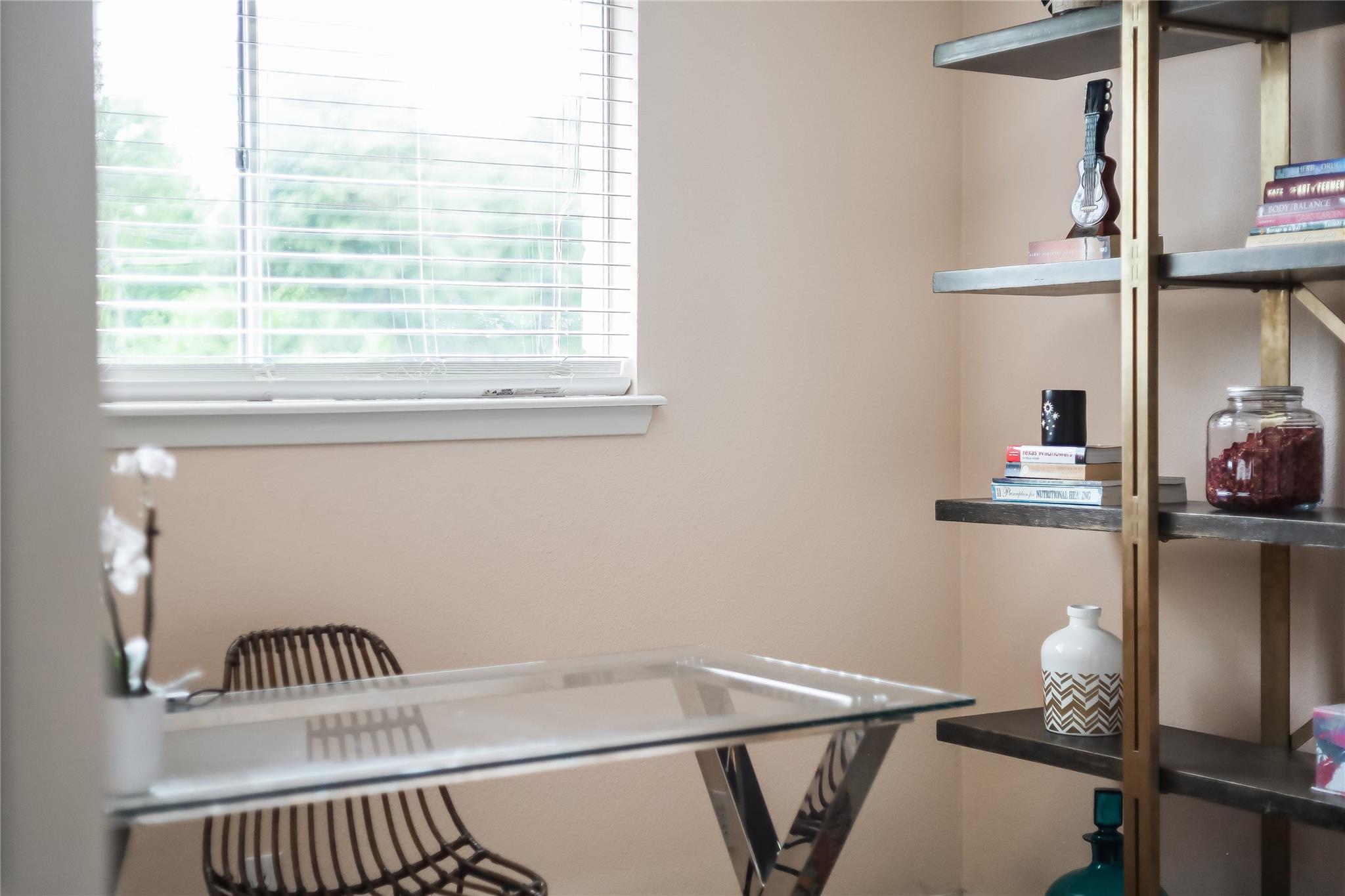 7300 Glenhill Rd, Austin, TX 78752