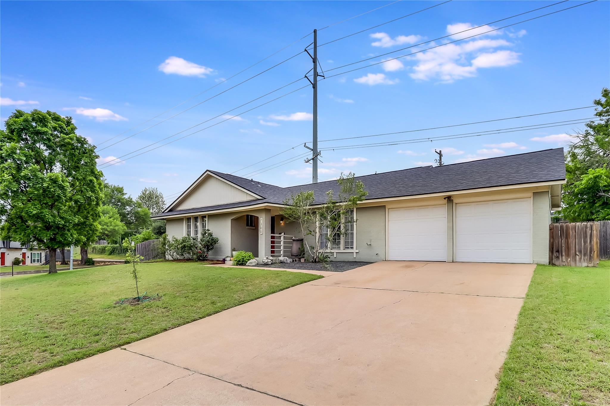 7300 Glenhill Rd, Austin, TX 78752