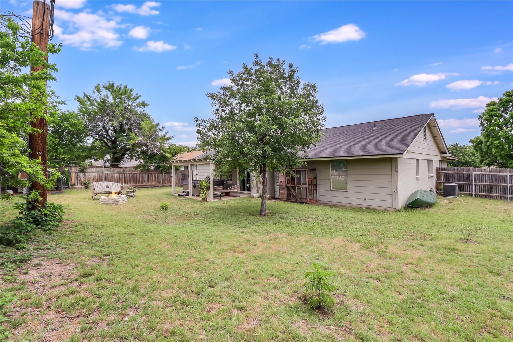 7300 Glenhill Rd, Austin, TX 78752