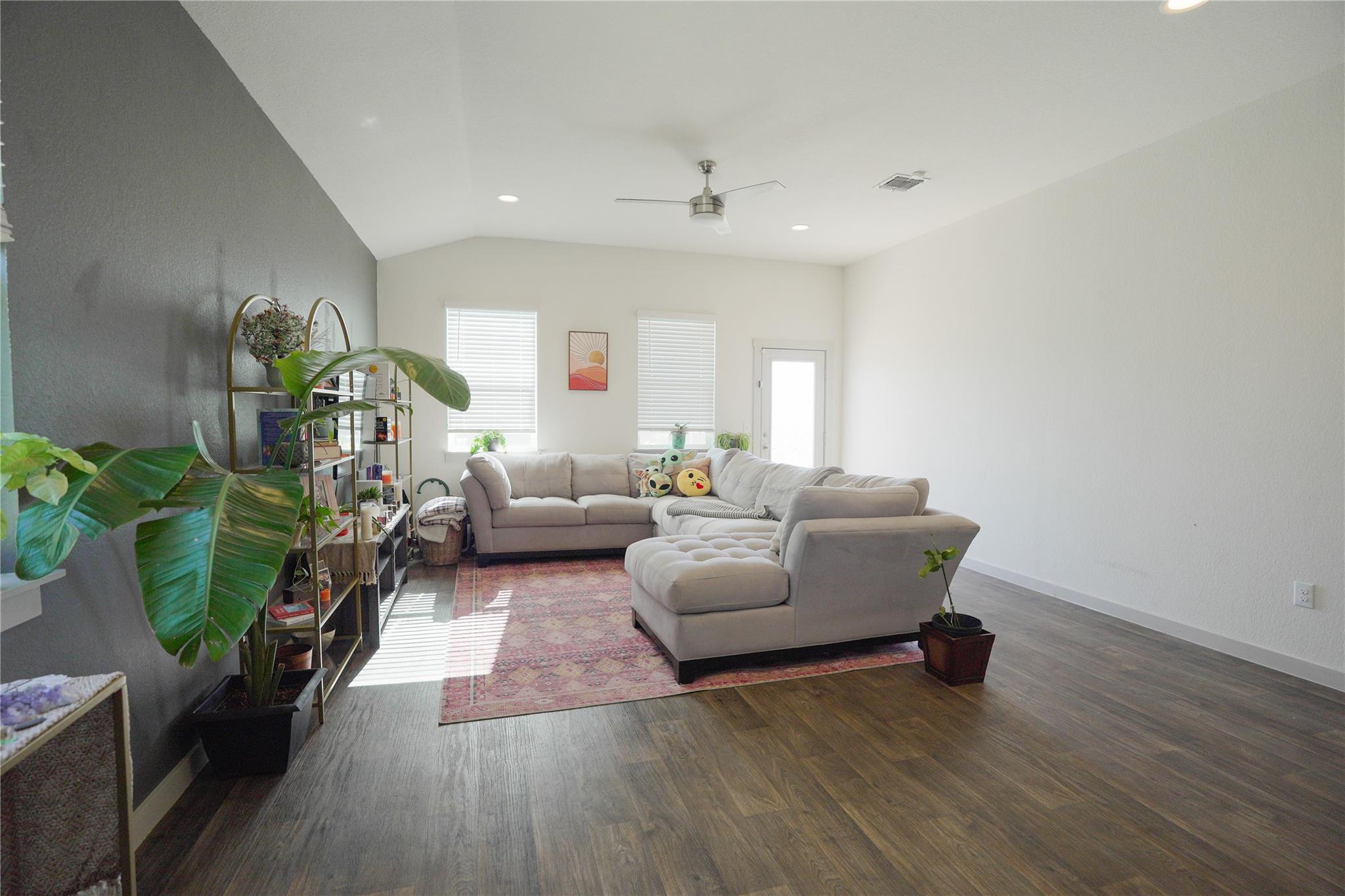 4605 Tully Dr, Pflugerville, TX 78660