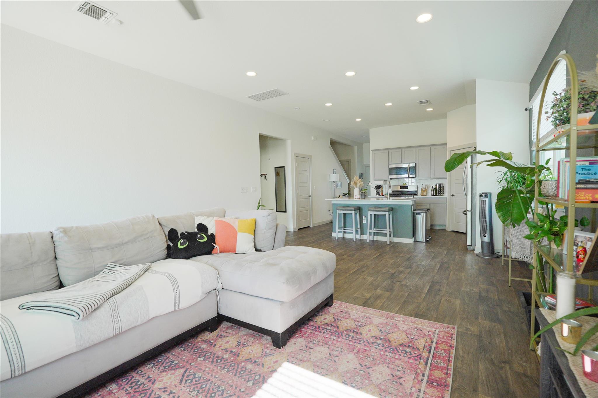 4605 Tully Dr, Pflugerville, TX 78660