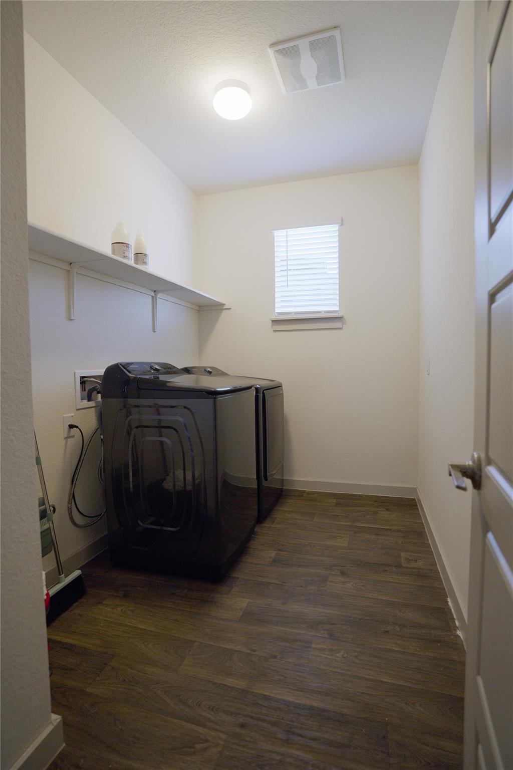 4605 Tully Dr, Pflugerville, TX 78660