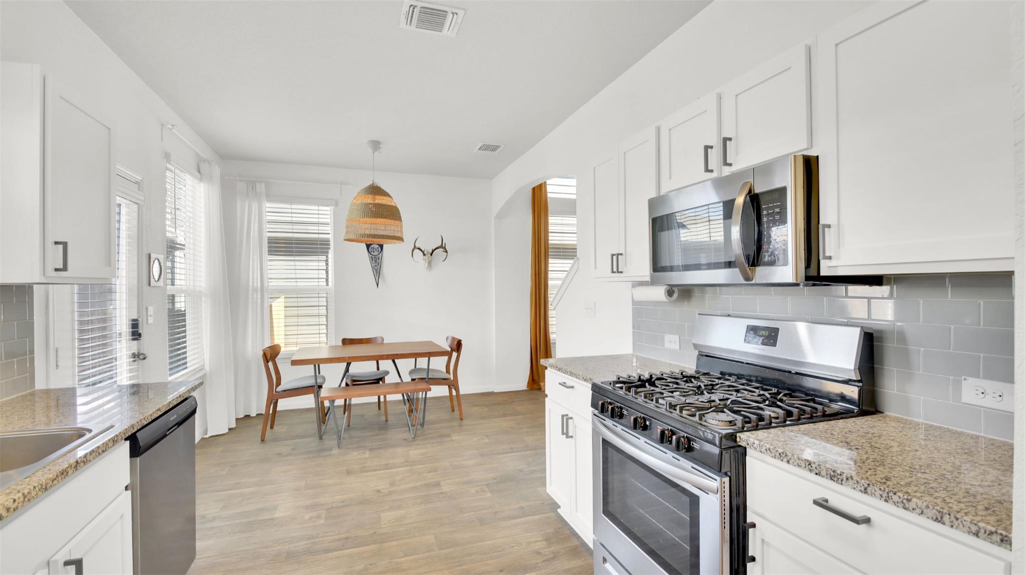 2208 Arborside Dr, Austin, TX 78754