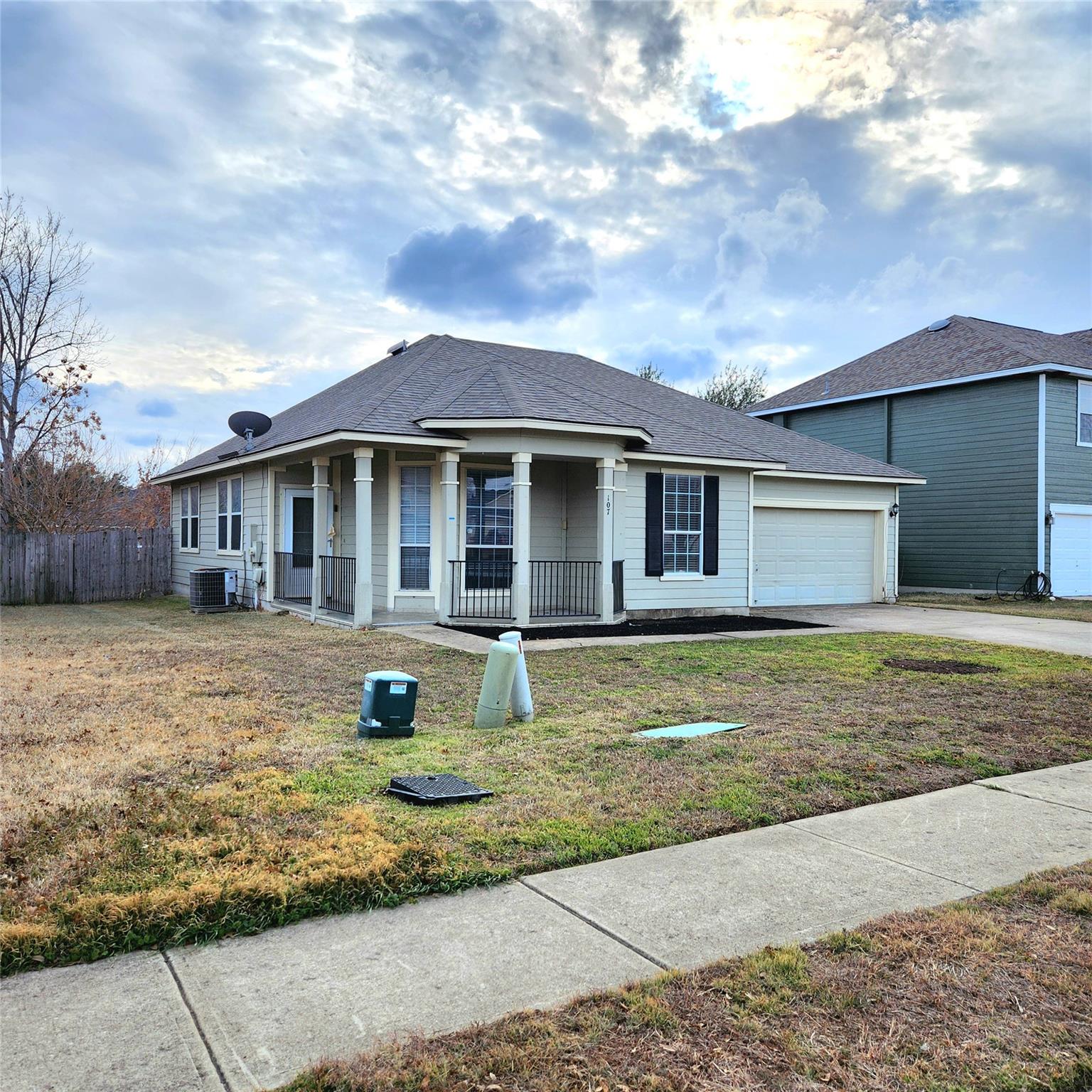 107 Holmstrom St, Hutto, TX 78634