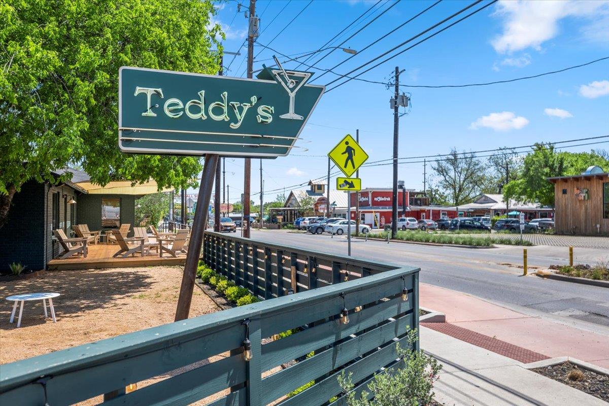 2806 Breeze Ter, Austin, TX 78722