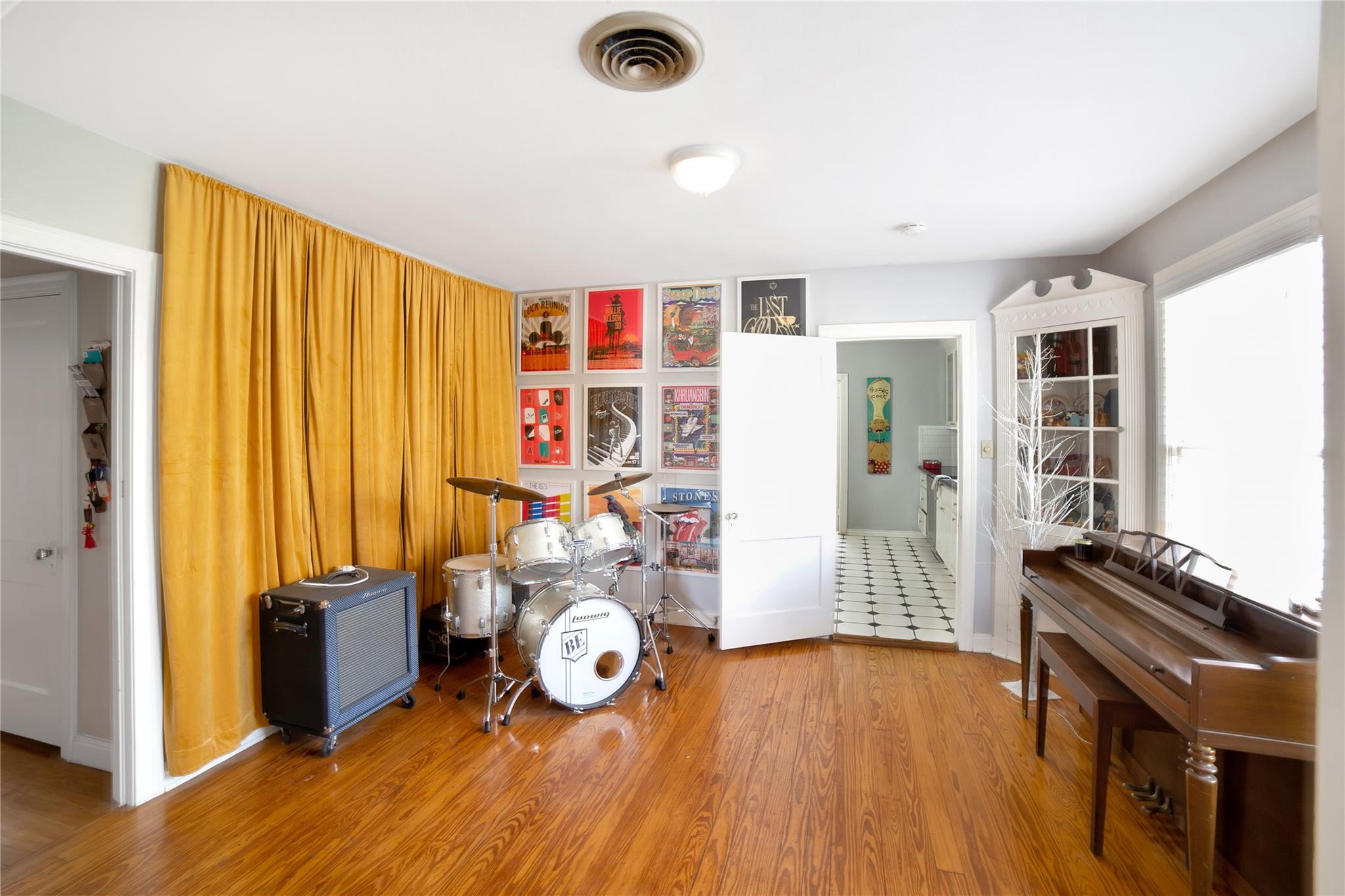 2806 Breeze Ter, Austin, TX 78722