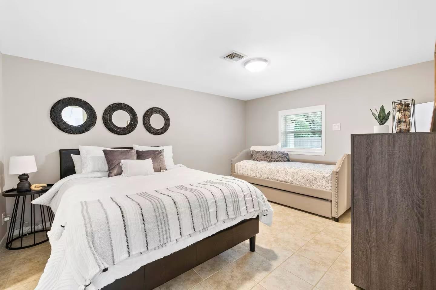 11400 Hornsby St, Austin, TX 78753