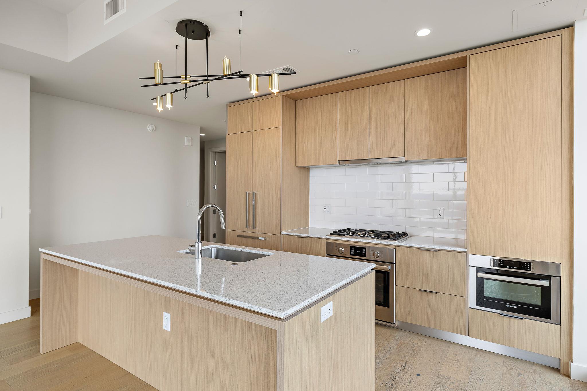 44 East Ave # 1210, Austin, TX 78701