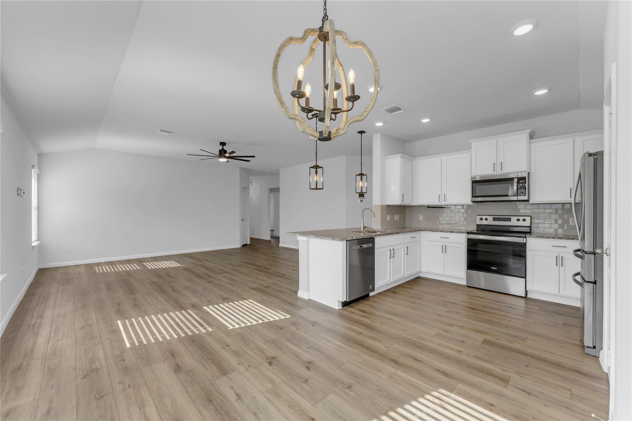 125 Cinnamon Loop, Burnet, TX 78611